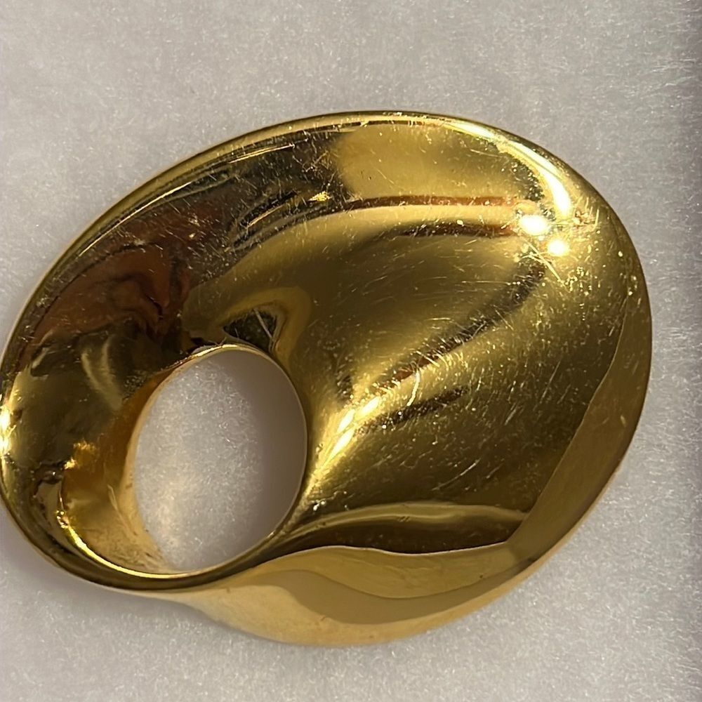 Vintage Monet Gold Tone Oval Swirl Brooch 2” x 2.5”
